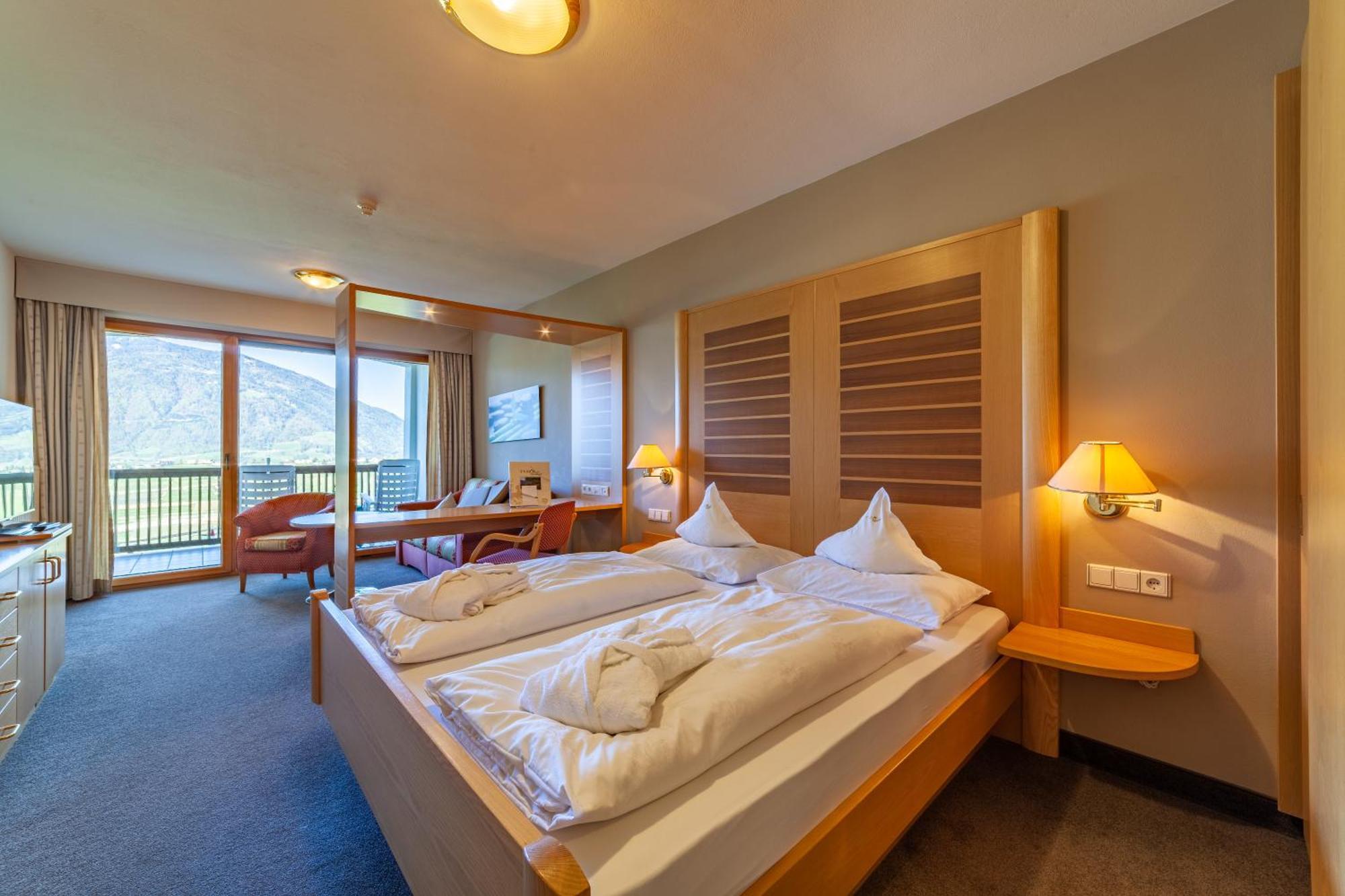 Hotel Tyrol Schenna Ngoại thất bức ảnh